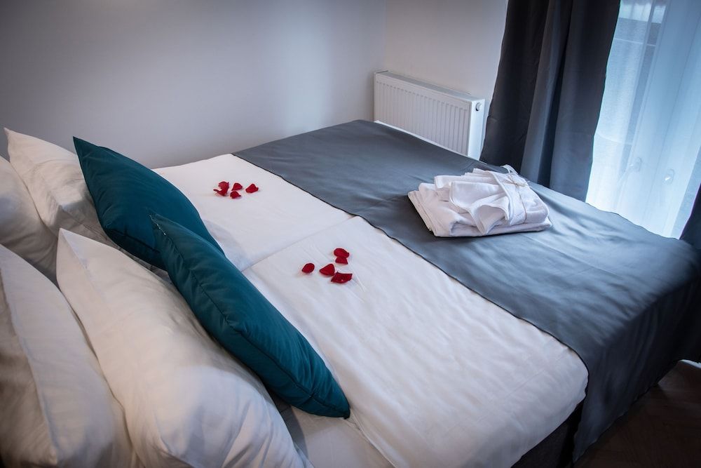 Hotel Petrakija Deluxe Double or Twin Room 6