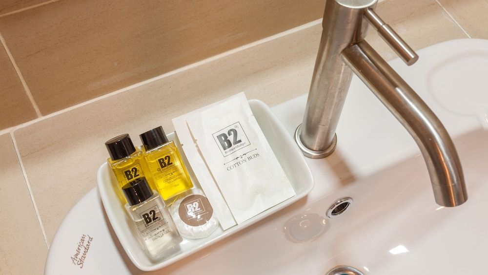 B2 Nakhon Si Thammarat Premier Superior Twin Room 6