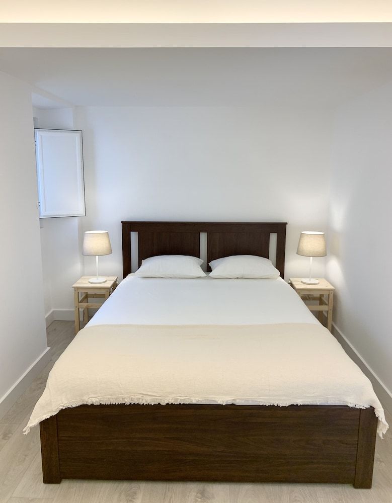 undefined Home Out City House 8