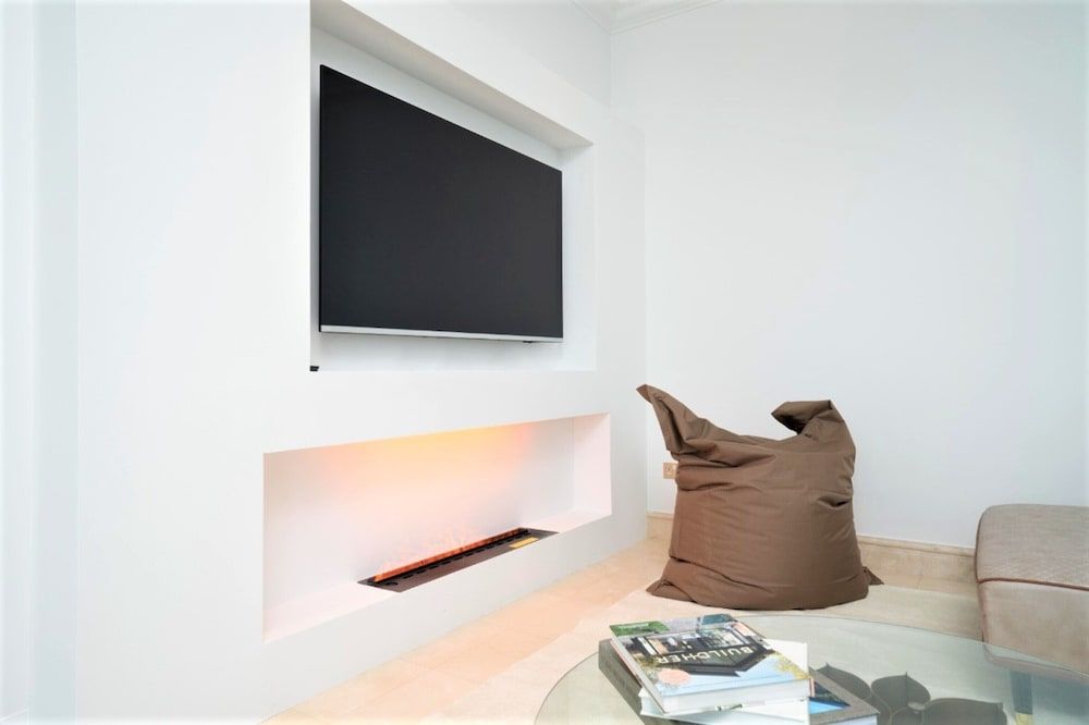 Seaview Penthouse with Private Gym & Outdoor Pool Apartment (3 Bedrooms) 12