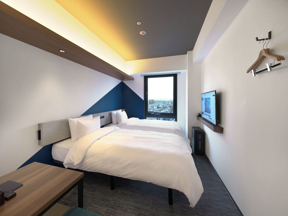 Standard Twin Room, Non Smoking (with Complimentary Breakfast)
