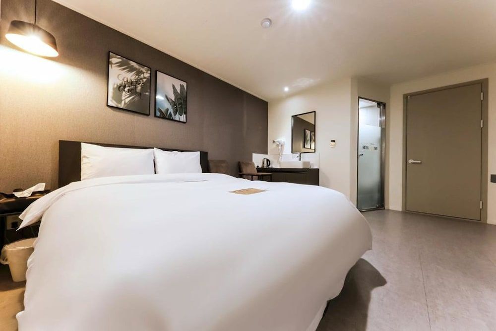 undefined Hotel Yam Yuseong Oncheon 9