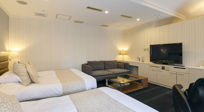 Orda Hotel Deluxe Twin Room 11
