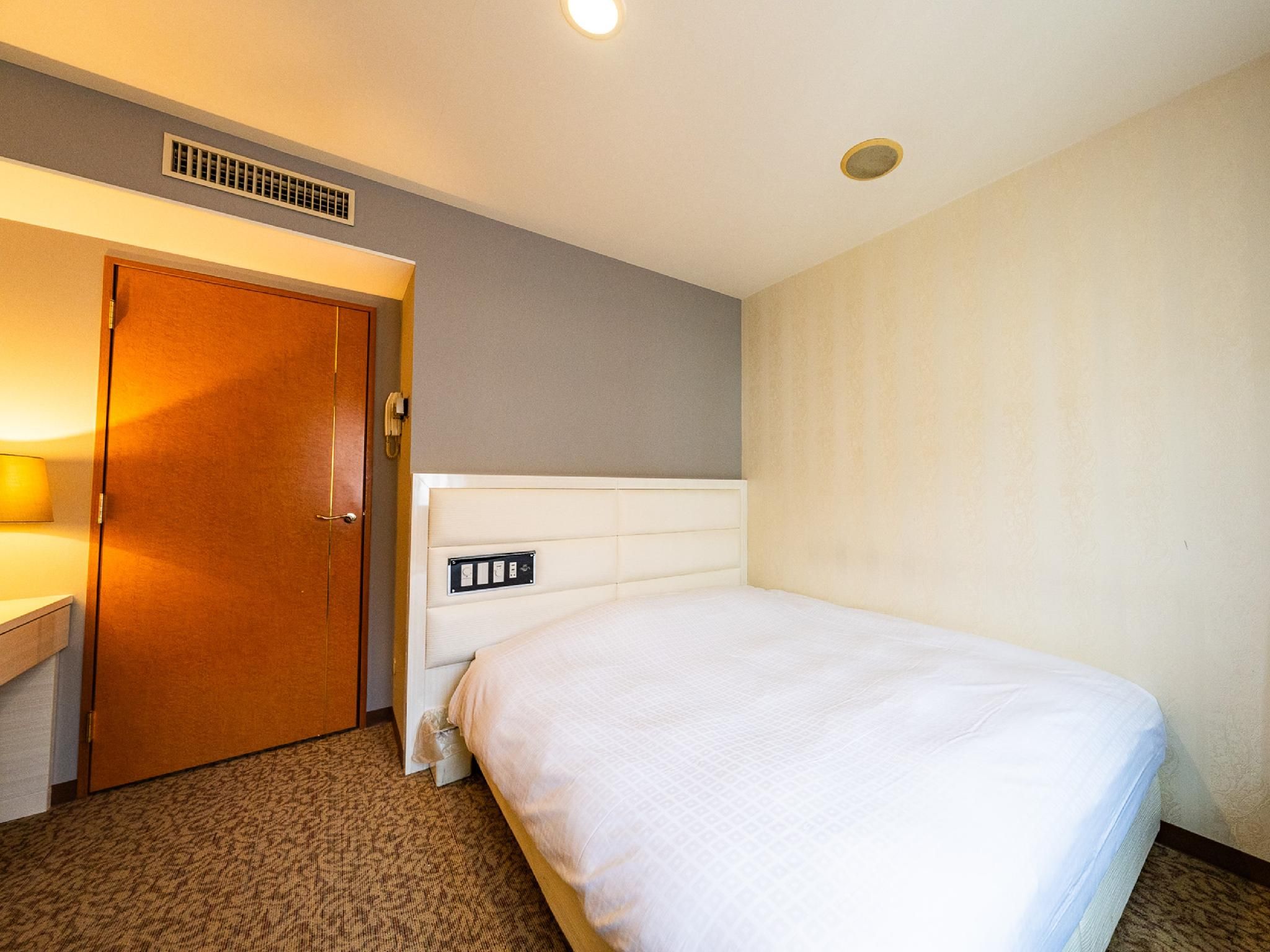 Orda Hotel Basic Double Room