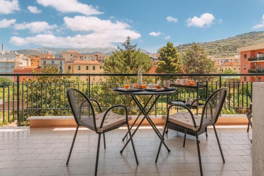 Sorrento Colors&Suites Deluxe Double or Twin Room, 1 Bedroom 6