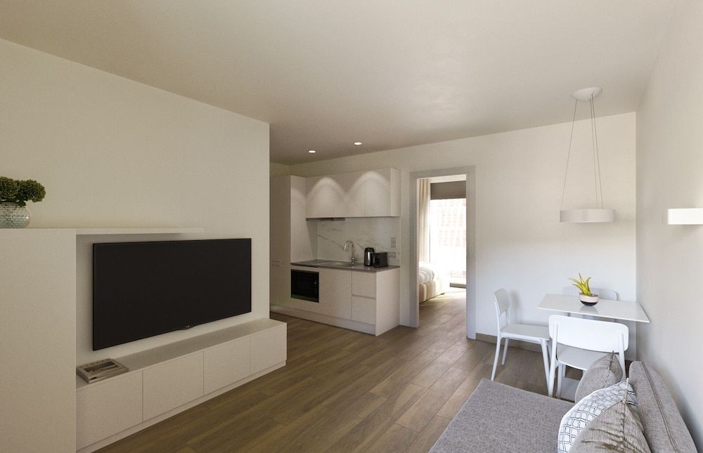 Athens Hill Luxury Apartments Superior Apartment, 2 Bedrooms, Balcony 9