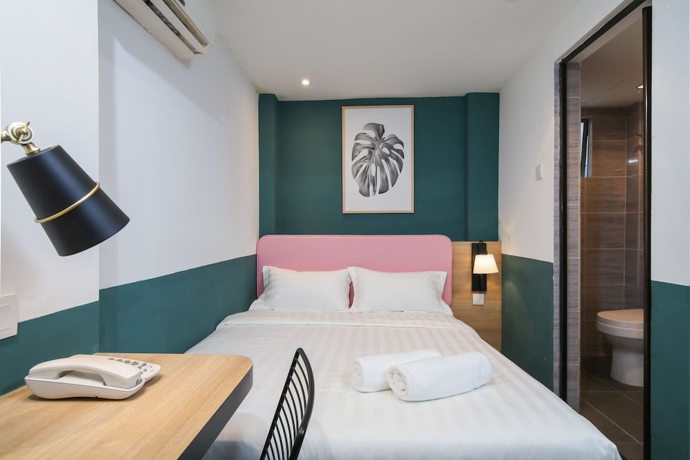 undefined Season Point Hotel 5