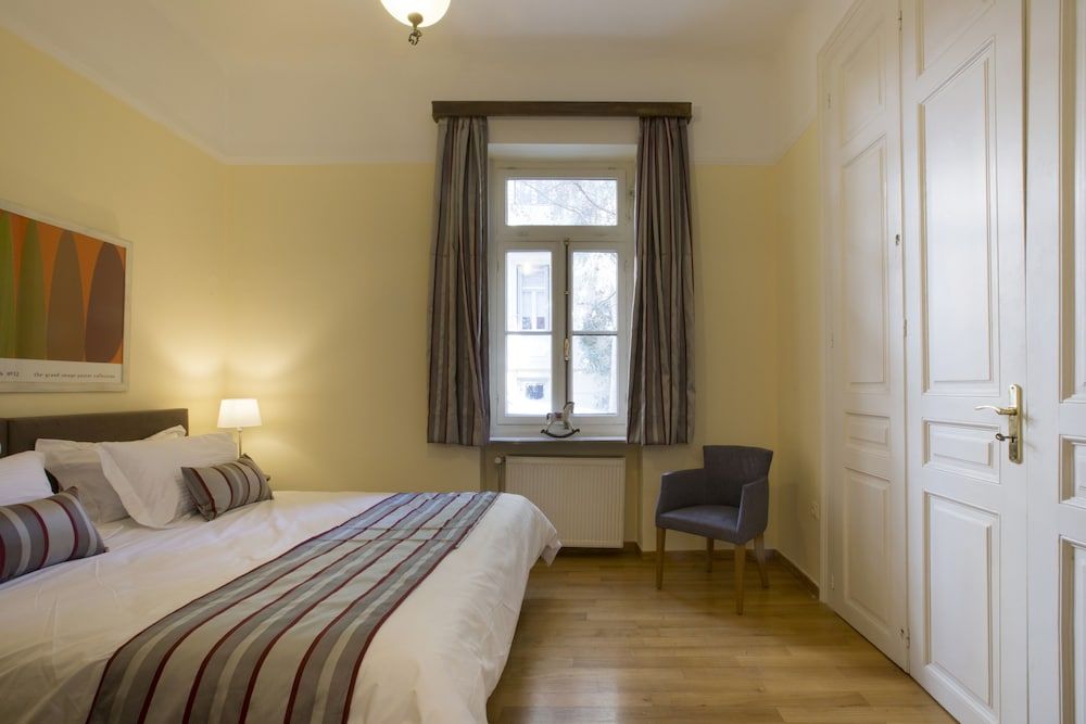 Acropolis Neoclassical Mansion Apartment, 2 Bedrooms, Patio 5