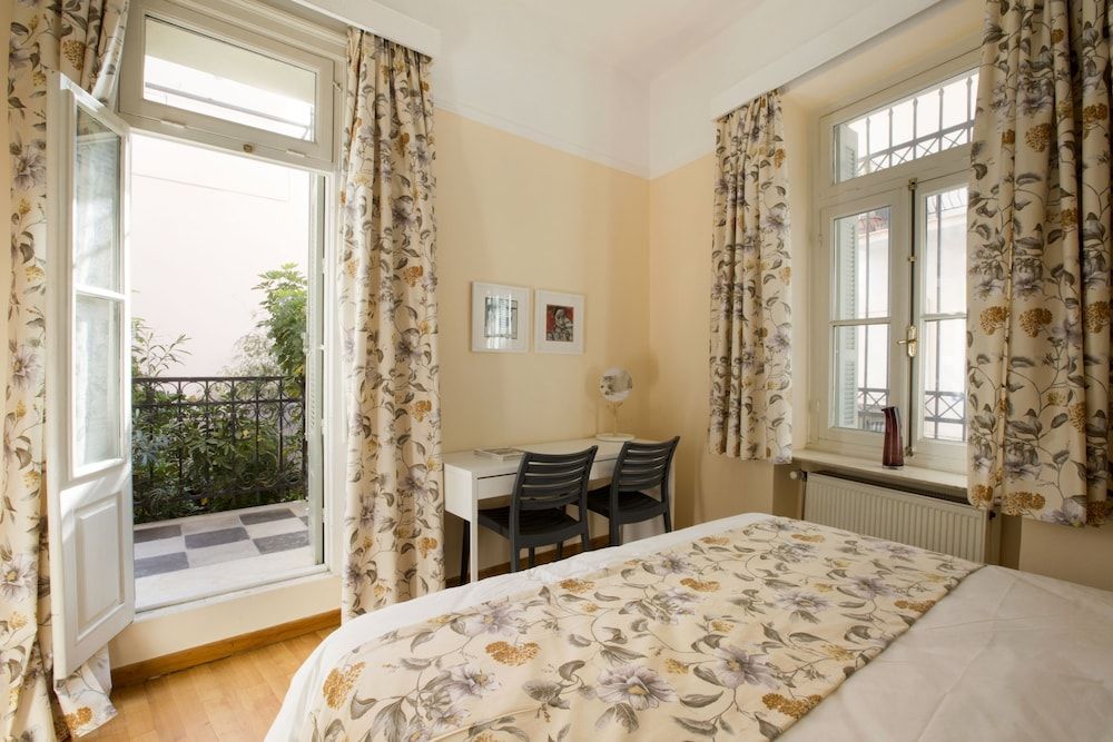Acropolis Neoclassical Mansion Apartment, 2 Bedrooms, Patio 2