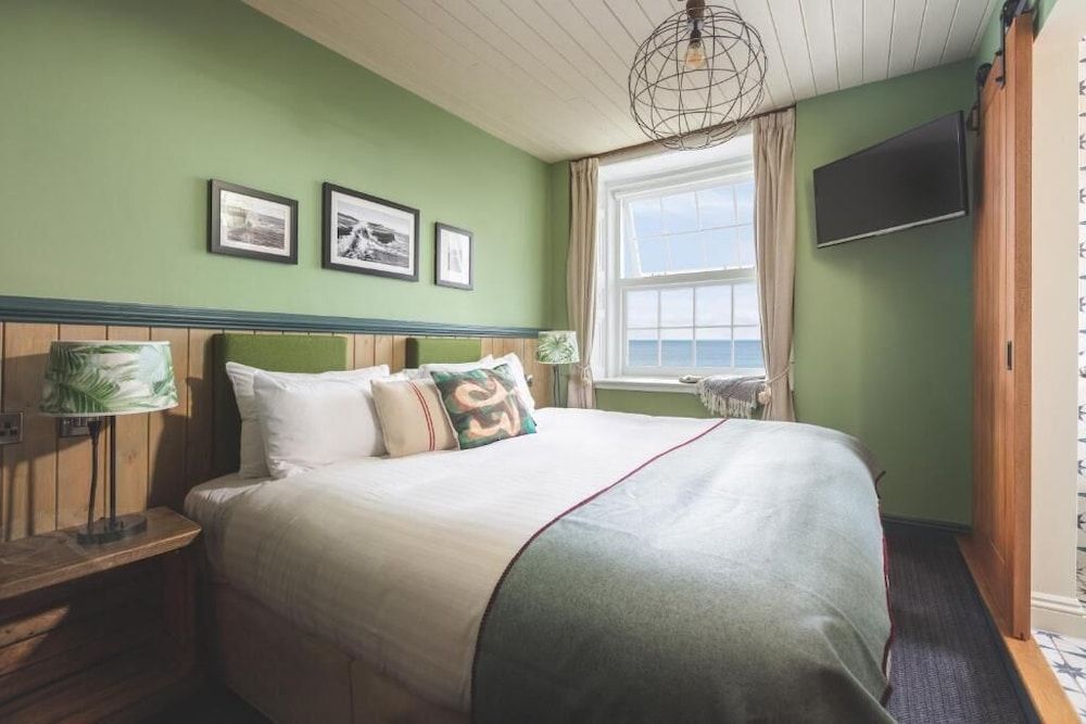 Rock Point Inn Premium Double Room