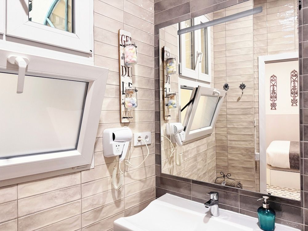 Palace House Hércules Classic Apartment 8