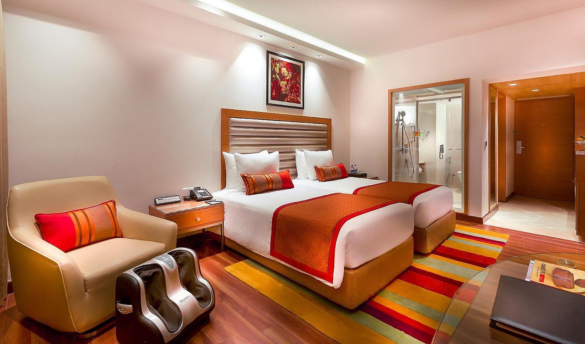 Grand Club Room