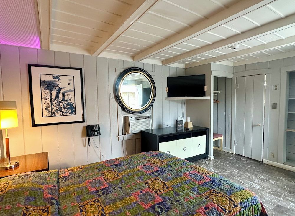 Des Plaines Motel By OYO O'Hare Airport Chicago Room, 1 King Bed, Non Smoking 3