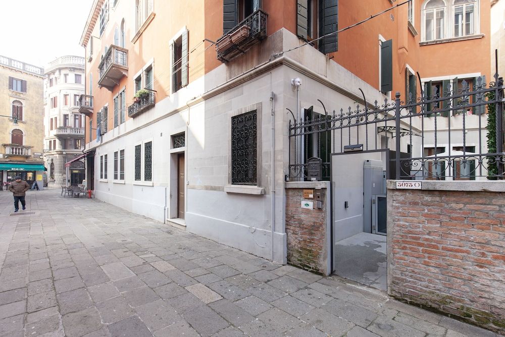 undefined San Polo Star 5