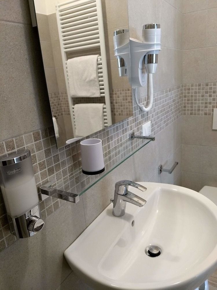 undefined San Polo Star 9