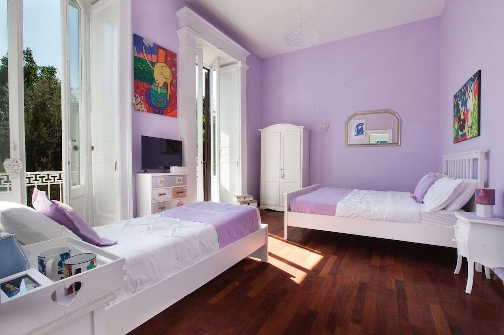 Caluga House Deluxe Triple Room