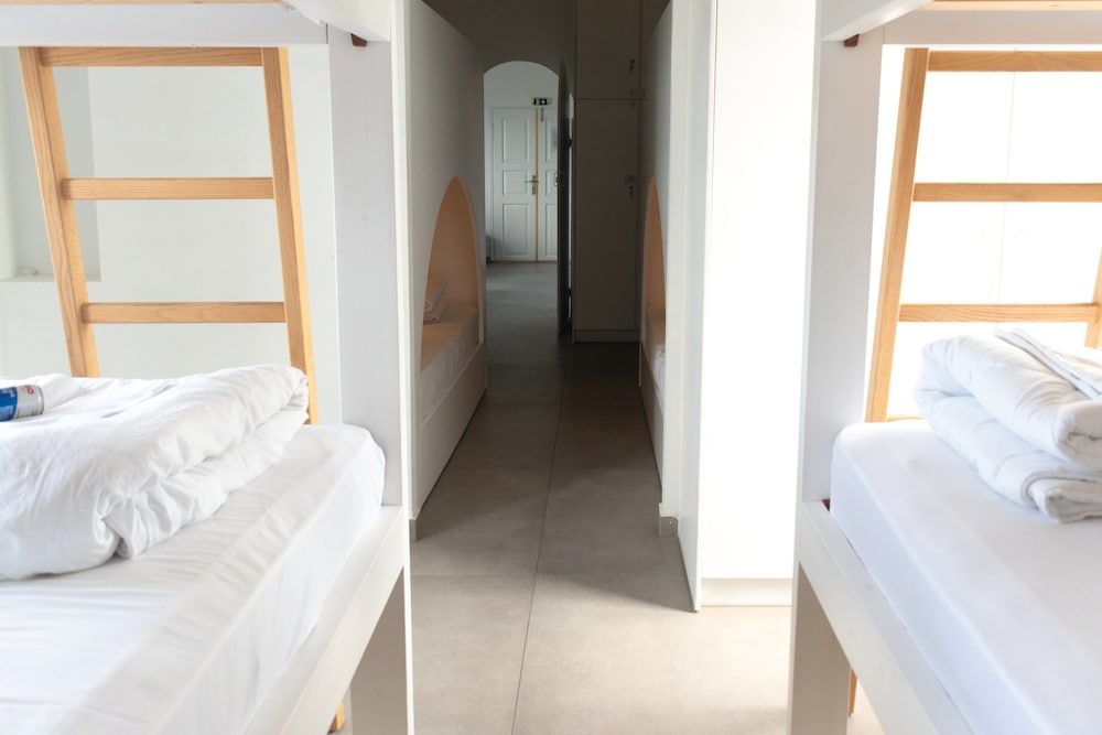 Central Oia Hostel Basic Shared Dormitory 5