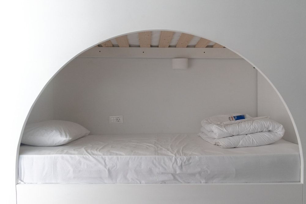 Central Oia Hostel Basic Shared Dormitory 4