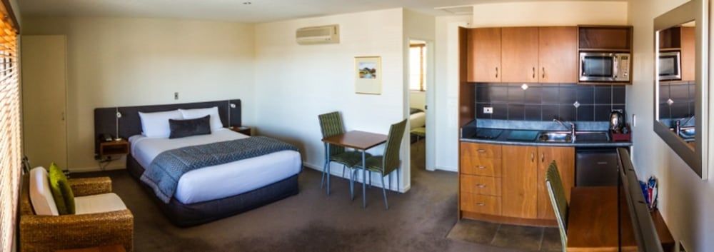 Executive Studio (Spa)