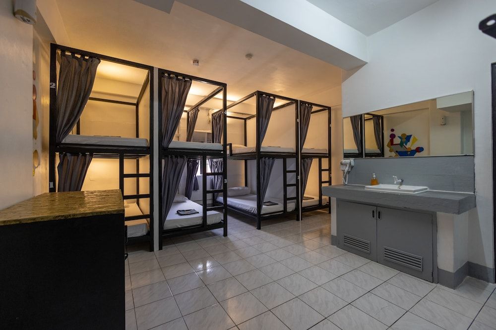 undefined Mad Monkey Cebu City - Adults Only 3