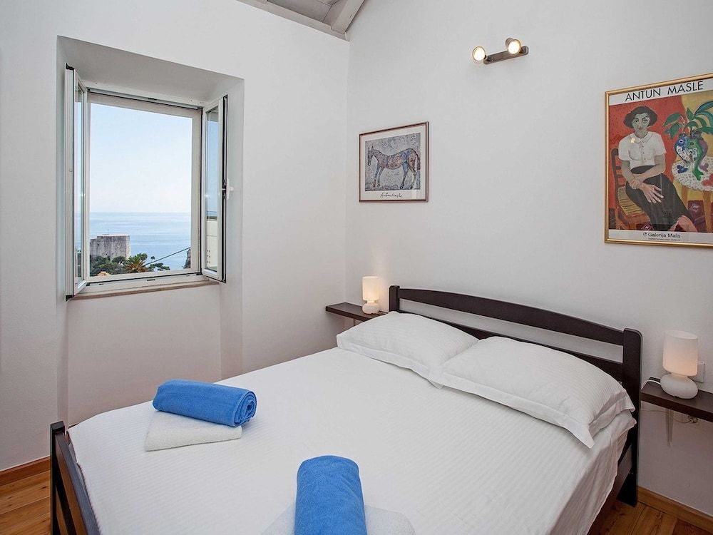 Apartments Maro & Baro Studio (Studio apartment with shared Terrace )