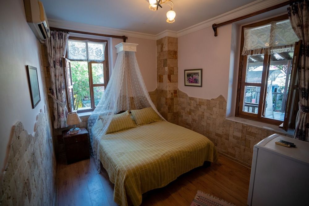 undefined Herakles Butik Otel