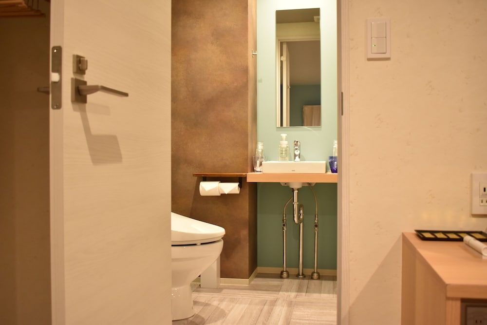 Shinsaibashi House Family Room, Multiple Beds 7