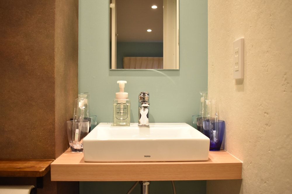 Shinsaibashi House Family Room, Multiple Beds 8