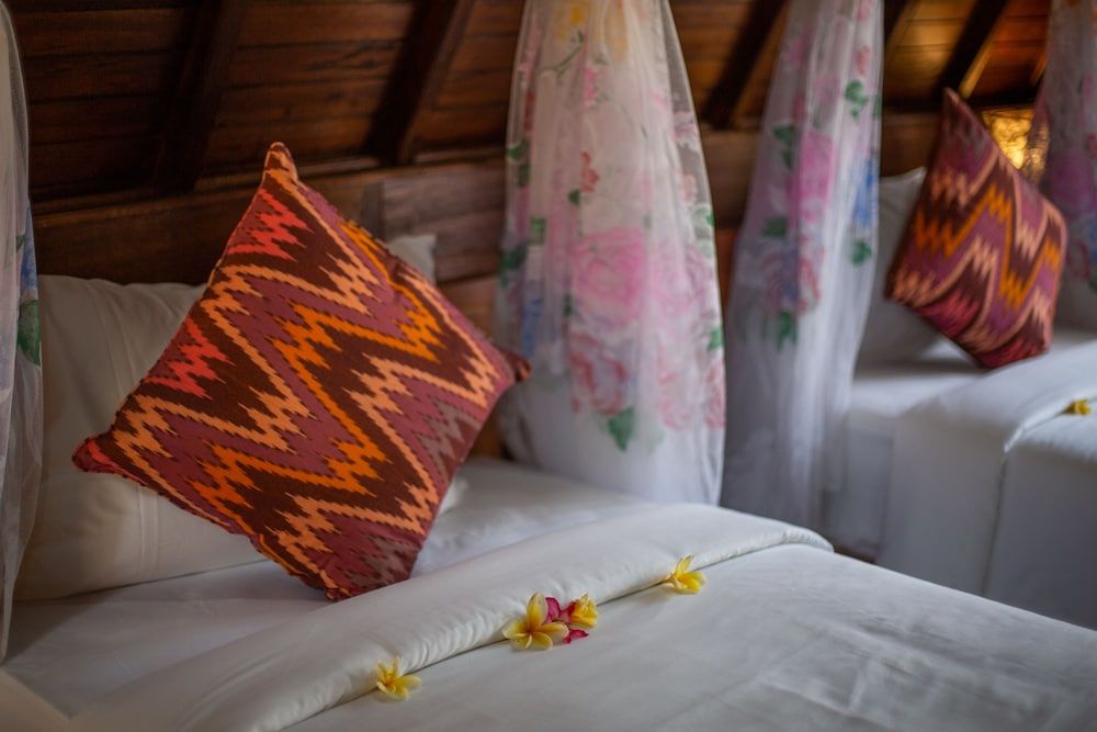 Mahaloka Valley Deluxe Twin Room 9