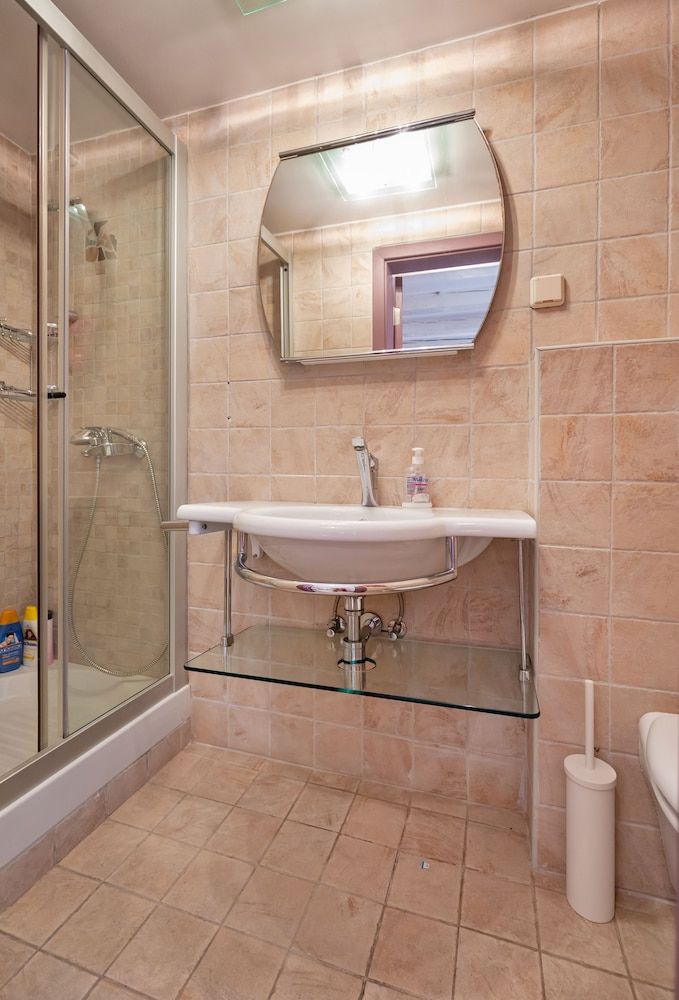 Apartment Potkova Economy Apartment, 1 Bedroom 9