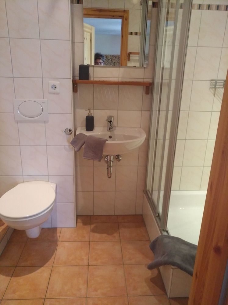 Gasthaus Dollinger Triple Room, Ensuite (Zimmer Nr. 3&5) 12