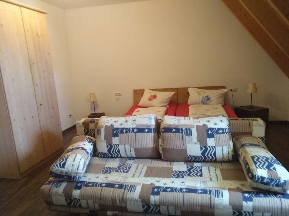 Gasthaus Dollinger Suite, Private Bathroom (Familienzimmer Nr. 8) 4