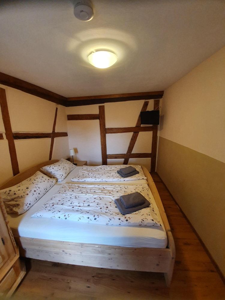 Gasthaus Dollinger Triple Room, Ensuite (Zimmer Nr. 3&5) 8