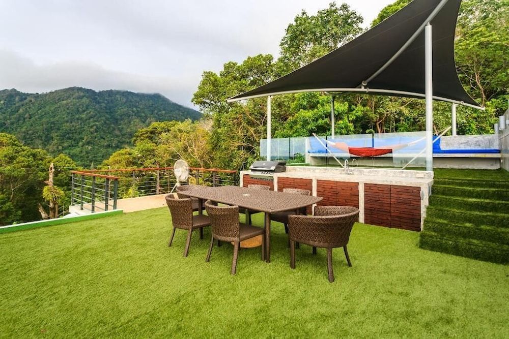 undefined Villa Paradesa by Lofty 2