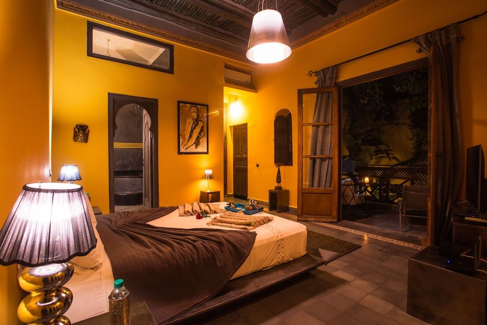 undefined RIAD HIZAD 2