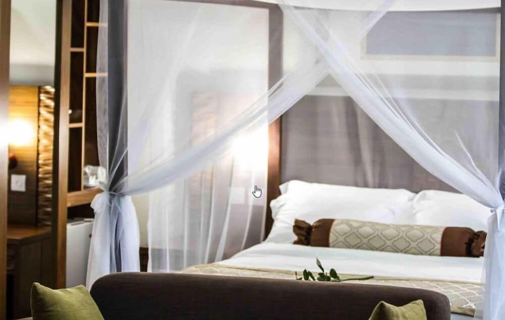 Hotel  Victoria Superior Twin Room 3