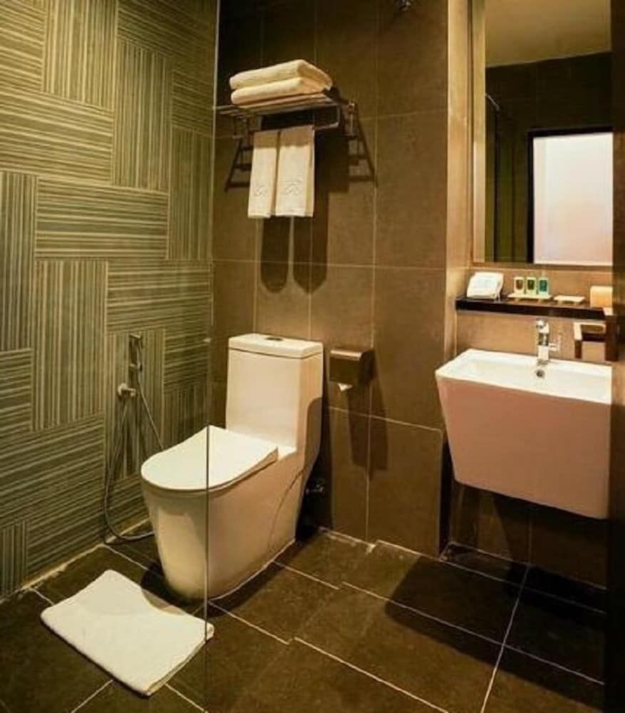 TSR Seafront Hotel Junior Suite 4