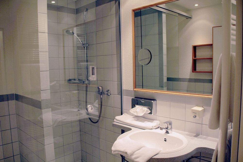 Hotel Tuchhaus Comfort Double Room 9