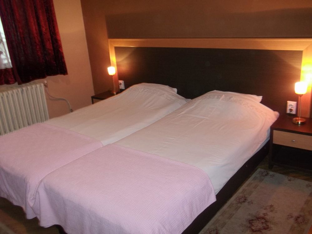 Hotel Vila Silia Double Room 2