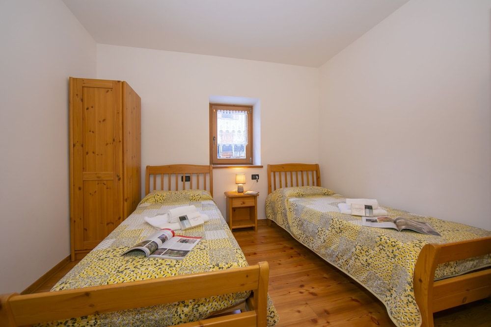 Family Apartment, Multiple Beds, Mountainside (Agritur Piazera 2)