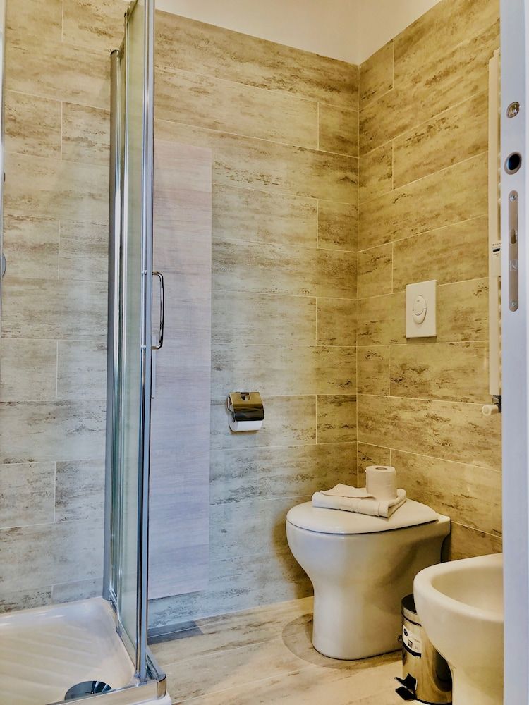 Audrey's Roman Holidays Suites&Rooms Double Room 10