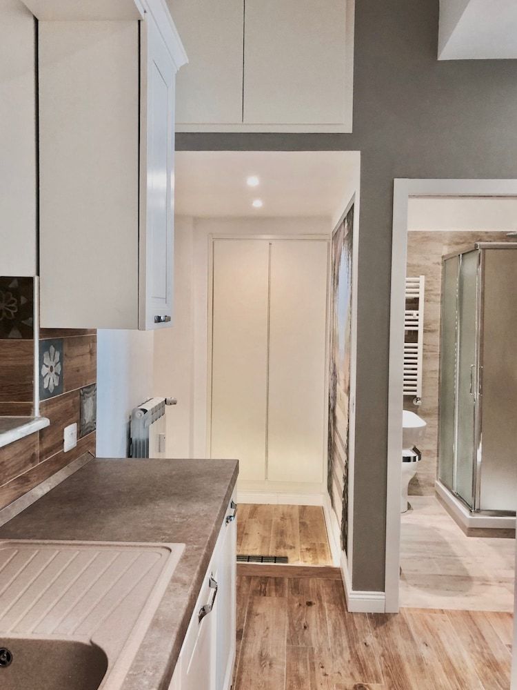 Audrey's Roman Holidays Suites&Rooms Superior Studio Suite 6