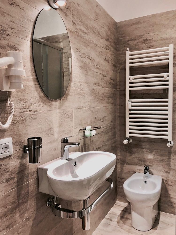 Audrey's Roman Holidays Suites&Rooms Superior Studio Suite 12