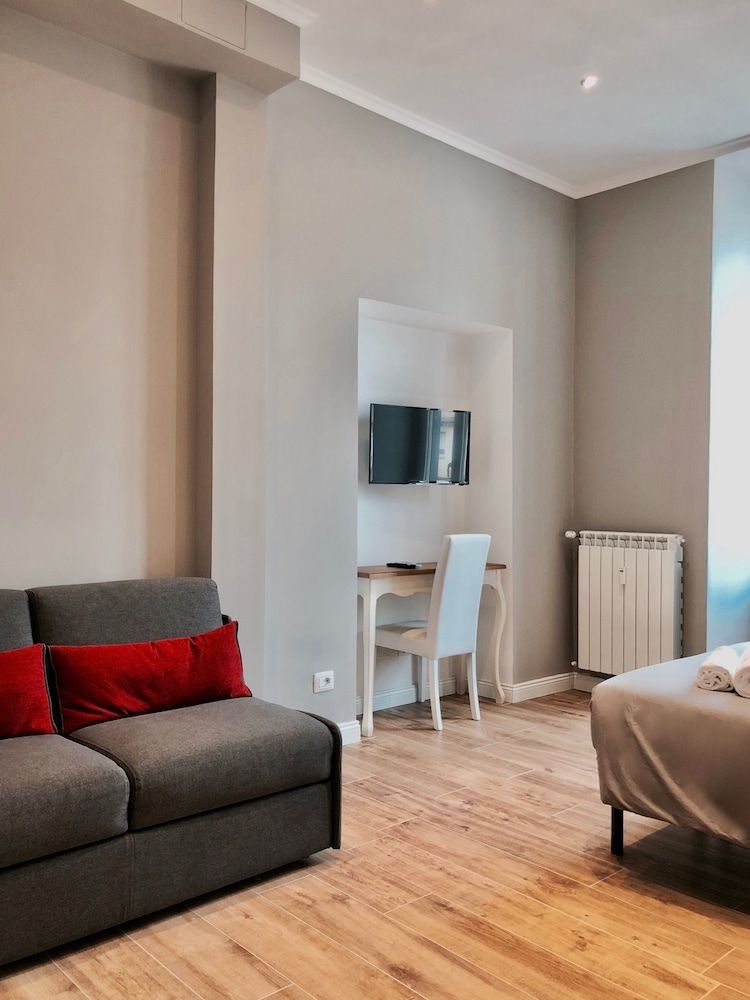 Audrey's Roman Holidays Suites&Rooms Superior Studio Suite 9