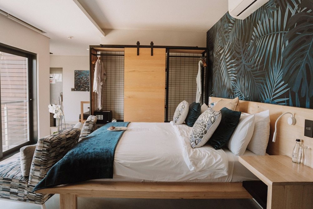 North Star Micro Hotel Luxury Suite, 1 Bedroom 3