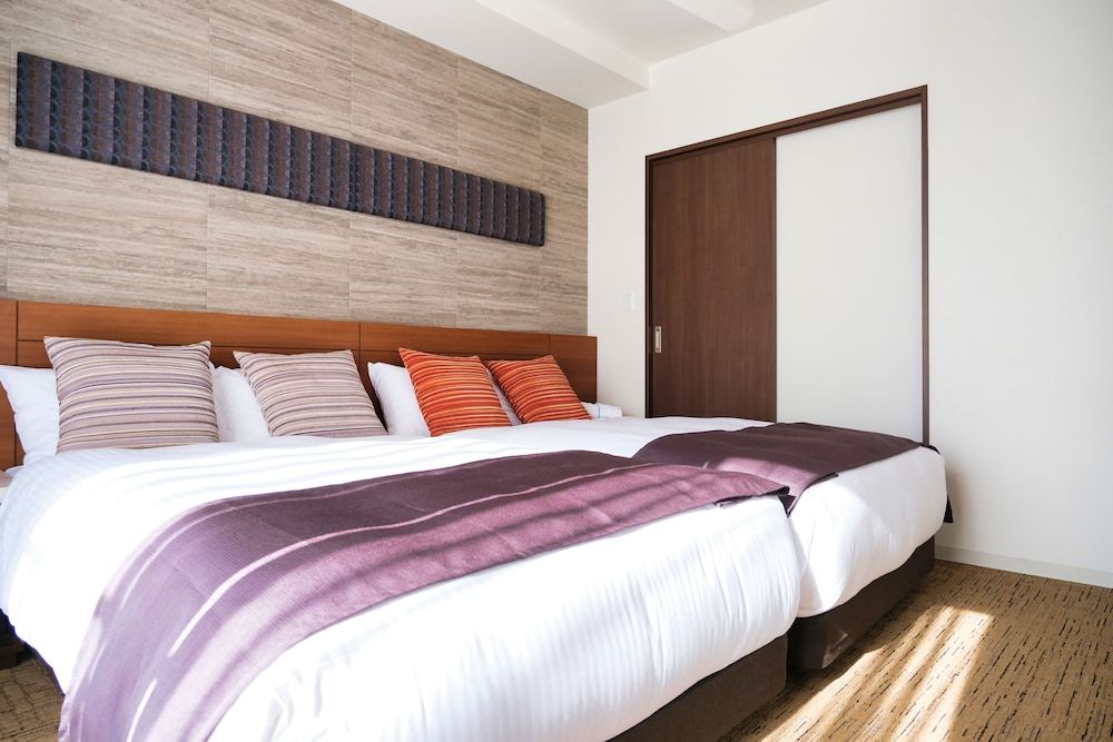 undefined Luxcare Hotel 4