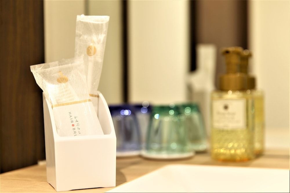 Luxcare Hotel Standard Twin Room (22sqm) 8