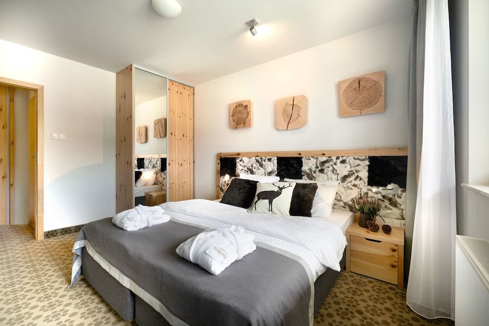 Cristal Resort Luxury Apartment, 1 Bedroom, Kitchenette, Mountain View