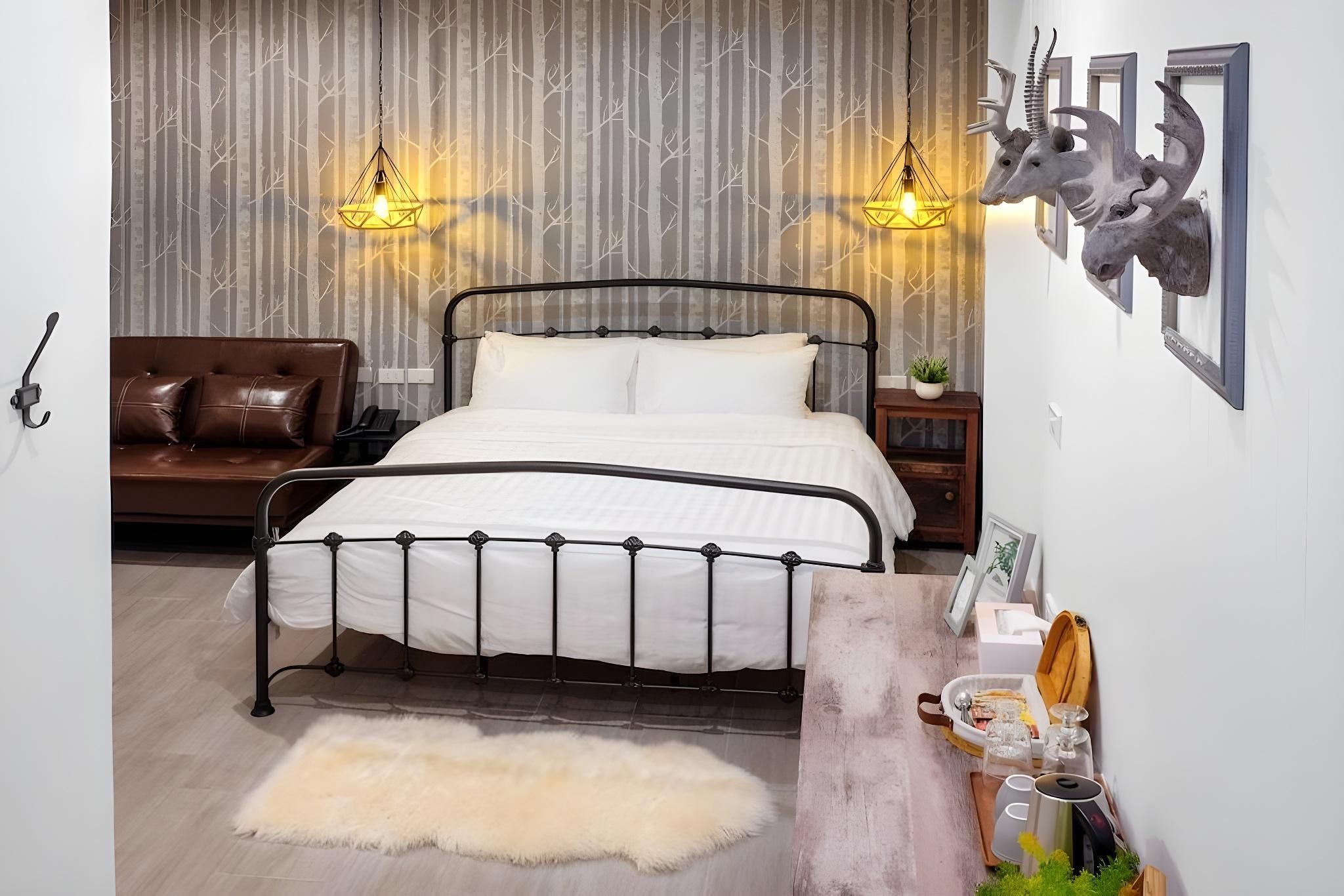 undefined Hide and Seek Boutique Hometel 6