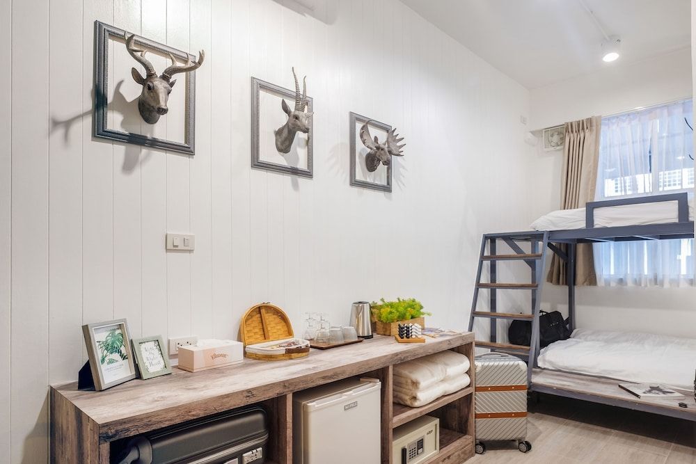 undefined Hide and Seek Boutique Hometel 9